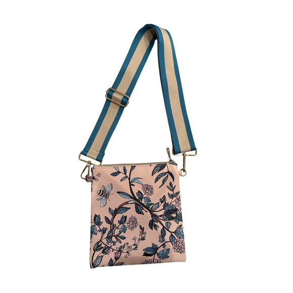 Ah-Dorned Vegan Leather Messenger Tote w/ Matching Crossbody Bag NWT - Picture 3 of 5